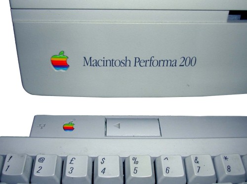 Apple Macintosh Performa 200 - Computer - Computing History