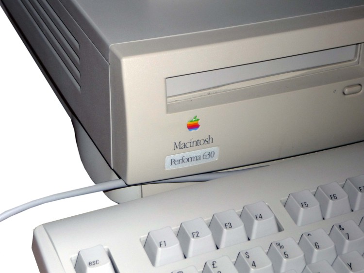 Apple Macintosh Performa 630 - Computer - Computing History
