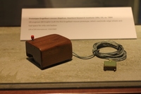 Douglas Engelbart publicly demonstrates the mouse