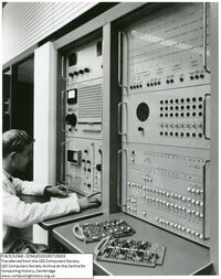 68876 LEO III Engineer's Control Console