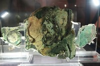 C. 100 BC Ancient Greeks build the Antikythera mechanism