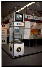 Acorn AIV Stand - 6
